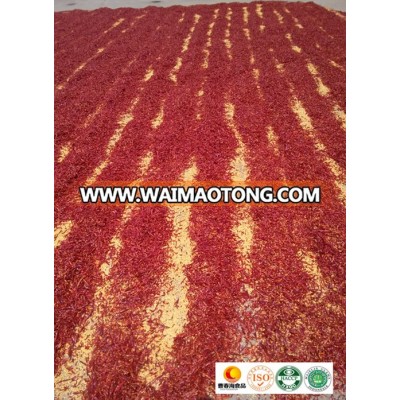 Chilli Wholesaler elongated chilli dried chilli threaded